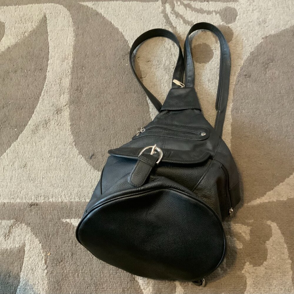 ROMA LEATHER CONVERTIBLE BACKPACK with 7 POCKETS